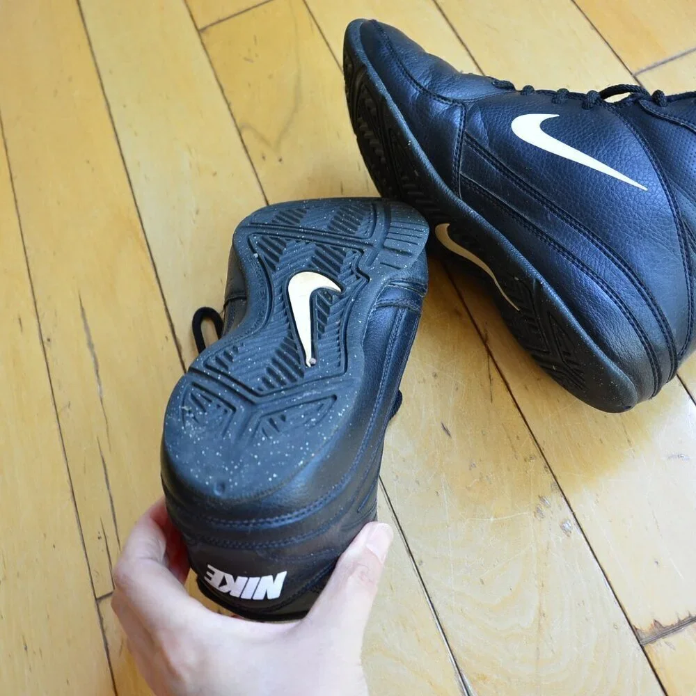 Nike Shoes Size 4Y